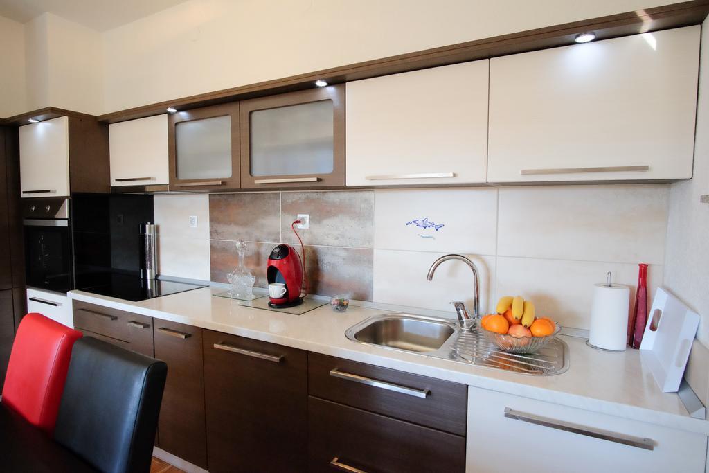 Apartments Lovori-Lorbe เทรบินเย ภายนอก รูปภาพ