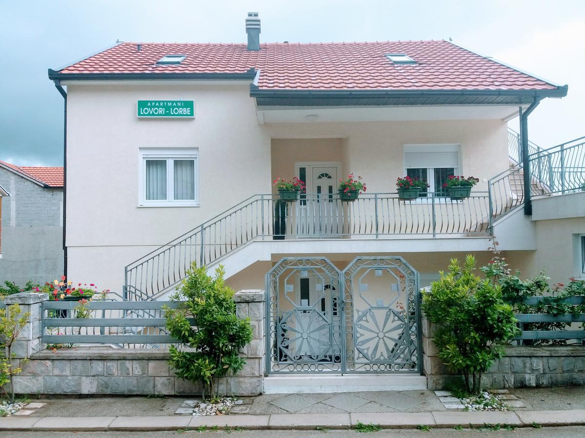 Apartments Lovori-Lorbe เทรบินเย ภายนอก รูปภาพ